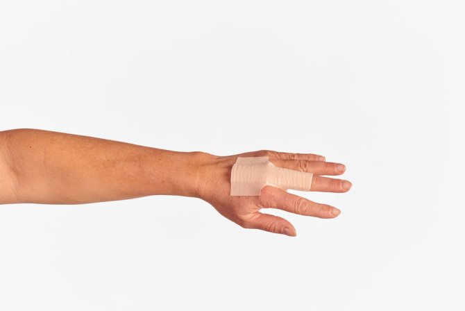 COM-TeX® Med Wundschnellverband von der Rolle 8 cm x 5 m , 1 Stück 